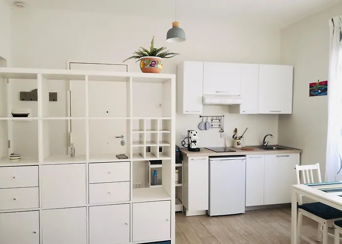 Appartamento ampio e confortevole Sabu Home vicino Metro Rione Alto